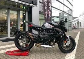     MV Agusta Brutale Dragster RR 2022