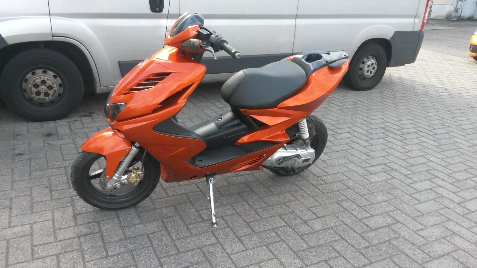 Yamaha Aerox, снимка 5 - Мотоциклети и мототехника - 54670636