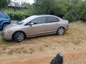 Honda Civic  Седан, снимка 2
