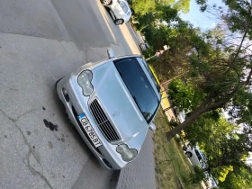 Mercedes-Benz 220, снимка 3