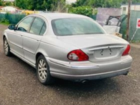     Jaguar X-type 2.5i V6  AWD 4x4