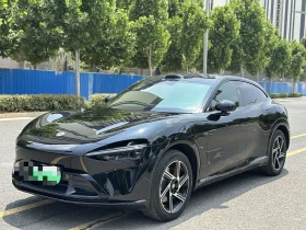 ������ Xiaomi YU7