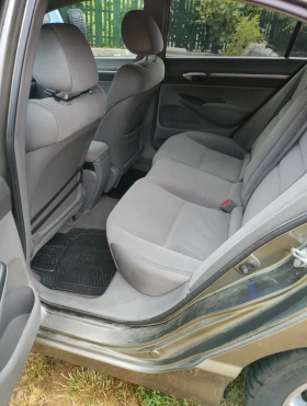 Honda Civic  Седан - 3800 € / 7432.15 лв. - 77840535 6