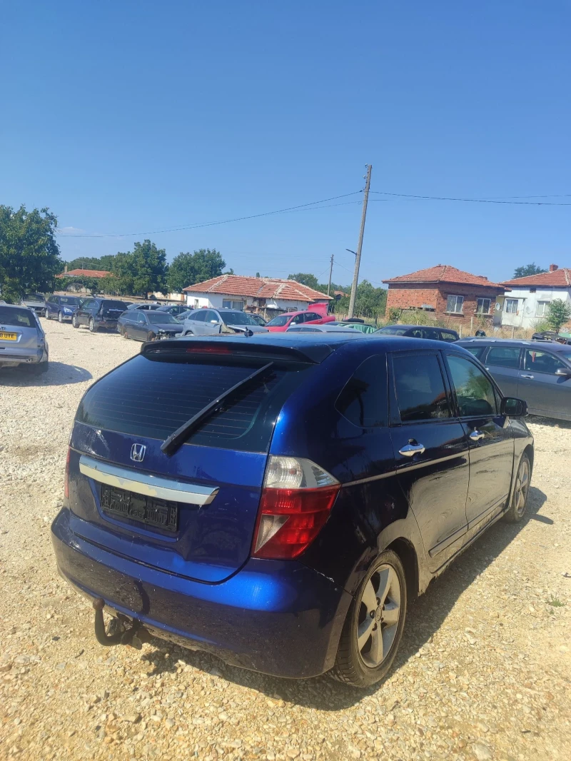 Honda Fr-v 2.2iCDTi ЛЯВ ВОЛАН , снимка 4 - Автомобили и джипове - 47504183