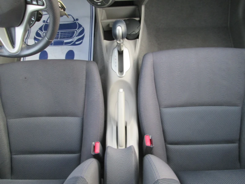 Honda Insight 1.3i hybryd, снимка 14 - Автомобили и джипове - 48101510