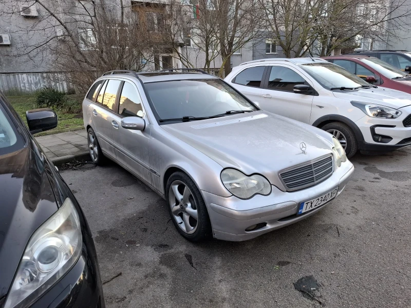 Mercedes-Benz C 220, снимка 12 - Автомобили и джипове - 48473086