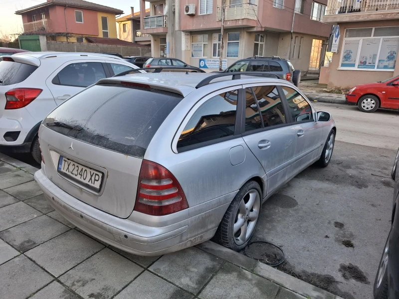 Mercedes-Benz C 220, снимка 11 - Автомобили и джипове - 48473086