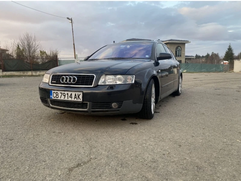 Audi A4 1.8Т, снимка 2 - Автомобили и джипове - 48599500