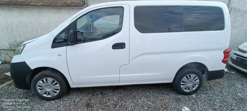 Nissan Quest NV-200, снимка 3 - Автомобили и джипове - 49329011