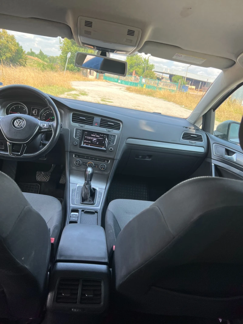 VW Golf, снимка 5 - Автомобили и джипове - 51894646