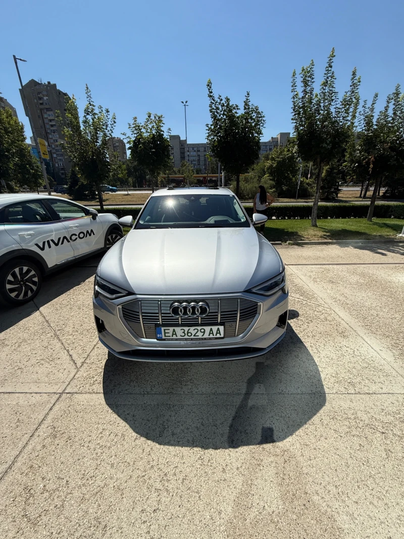 Audi E-Tron 55