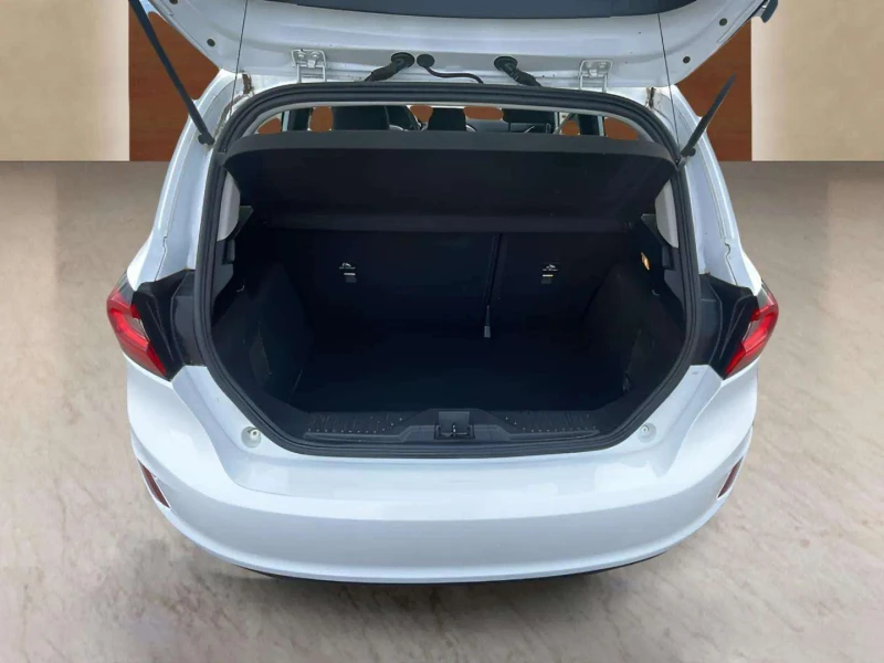 Ford Fiesta 1.1i, снимка 12 - Автомобили и джипове - 53427448