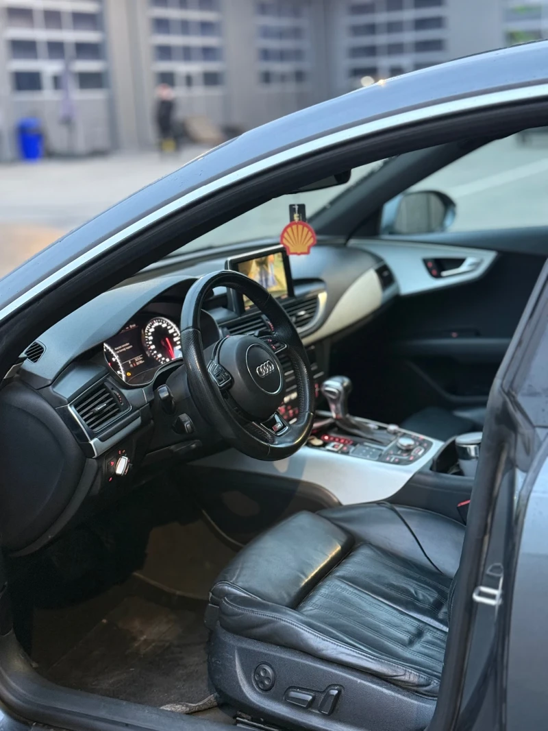 Audi A7 3.0TDI, снимка 12 - Автомобили и джипове - 53571739