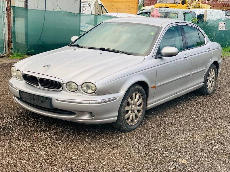 Jaguar X-type 2.5i V6 Автоматик AWD 4x4 - изображение 2