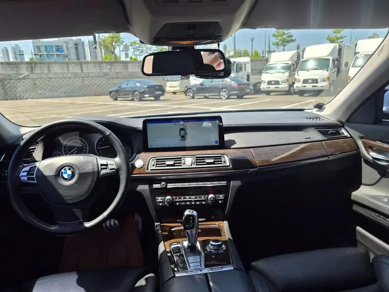 BMW 740 LI, снимка 8 - Автомобили и джипове - 55205437