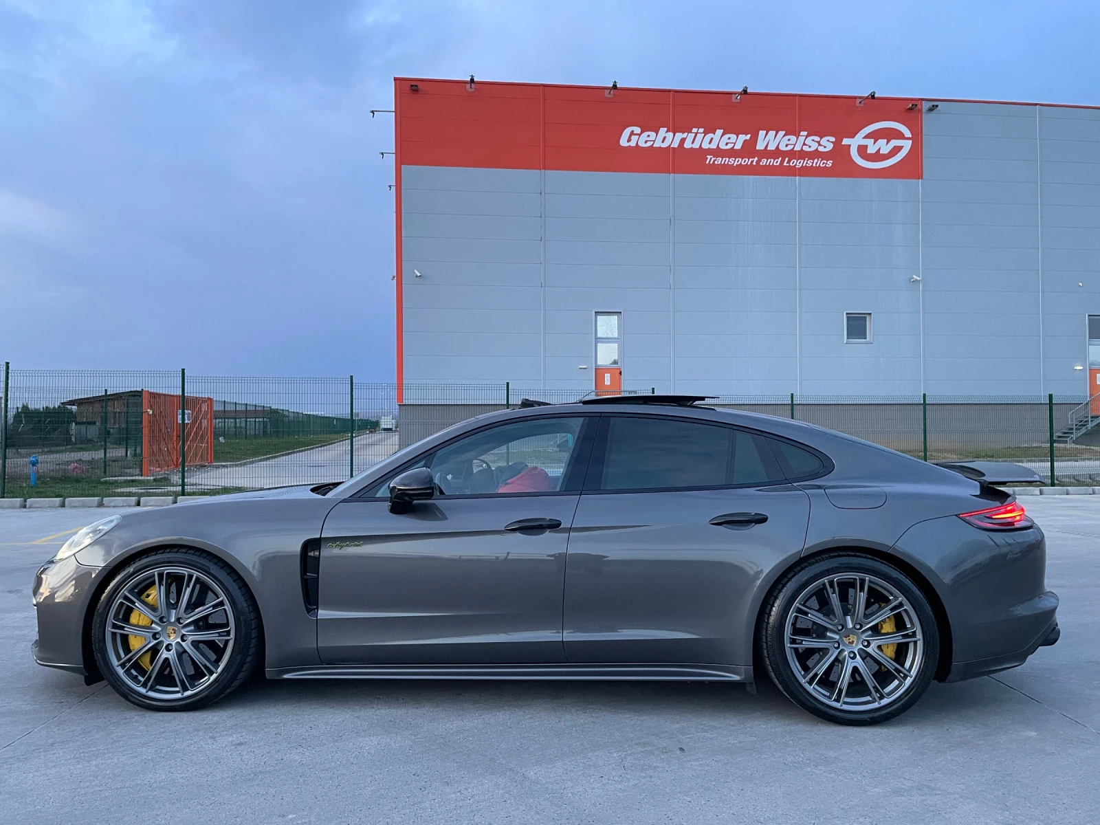 Porsche Panamera Turbo S E-Hybrid  - изображение 4