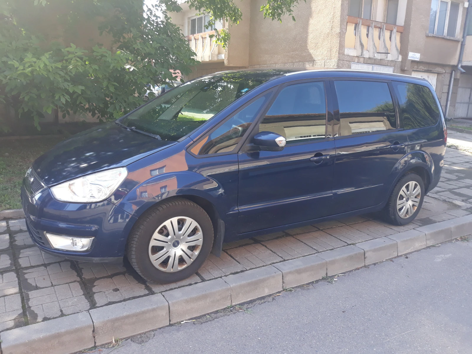 Ford Galaxy 2.0 TDCI. 131 к.с - изображение 3