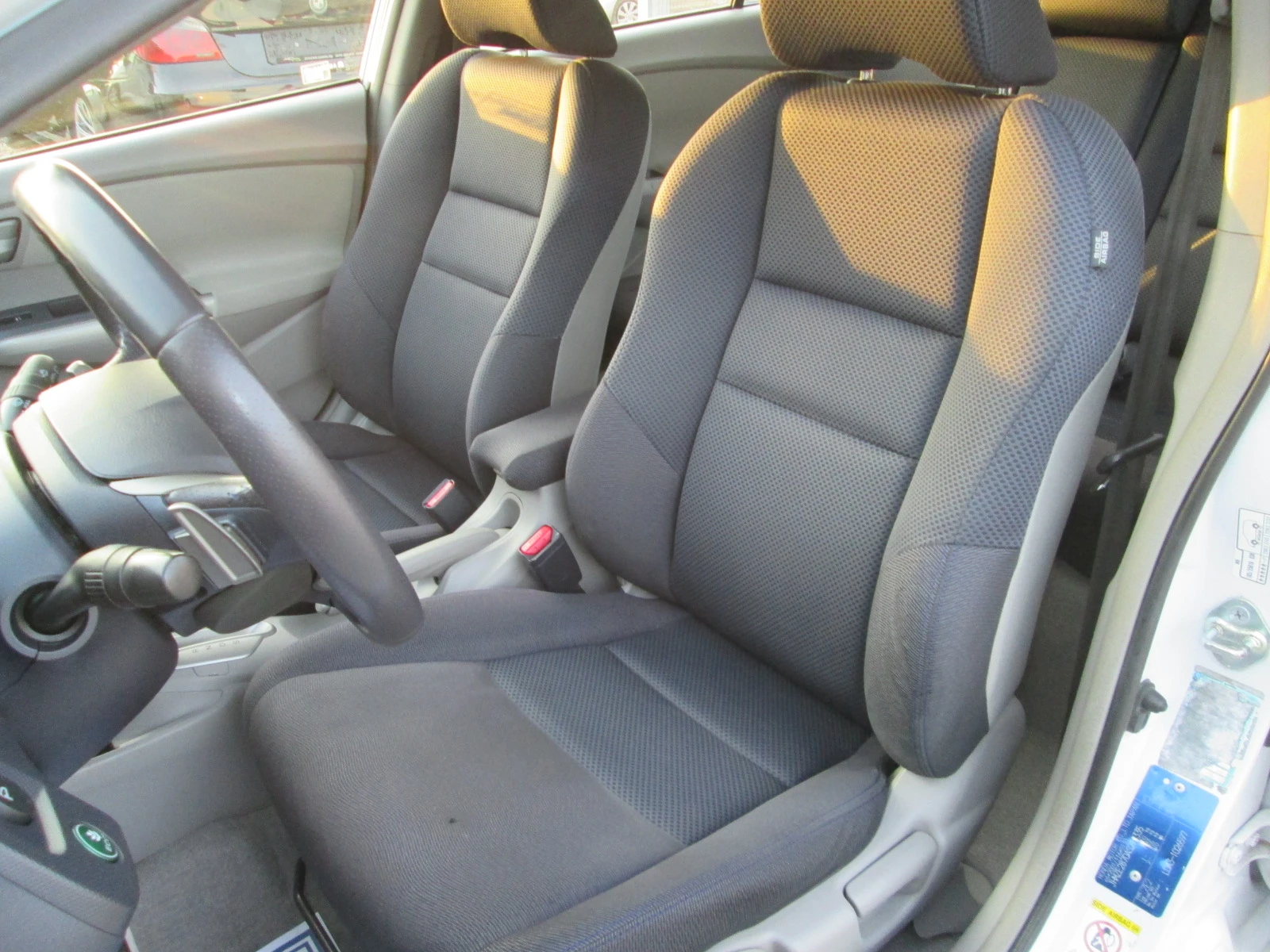 Honda Insight 1.3i hybryd - изображение 9