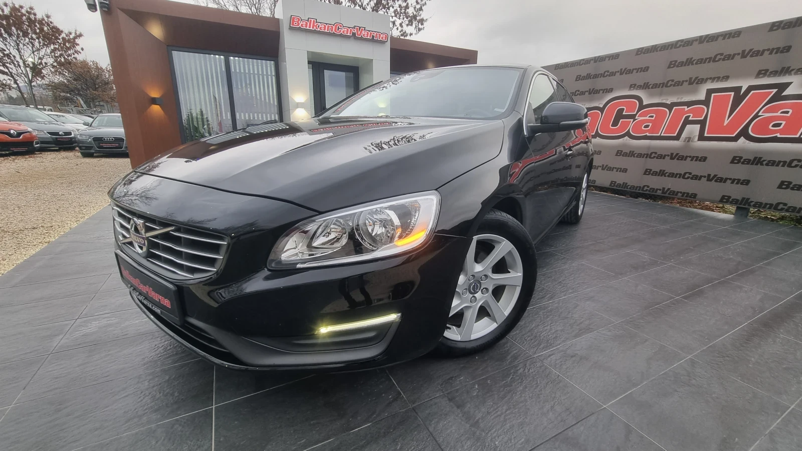 Volvo V60 D3 GEARTRONIC  R-DESIGN MOMENTIUM - изображение 4