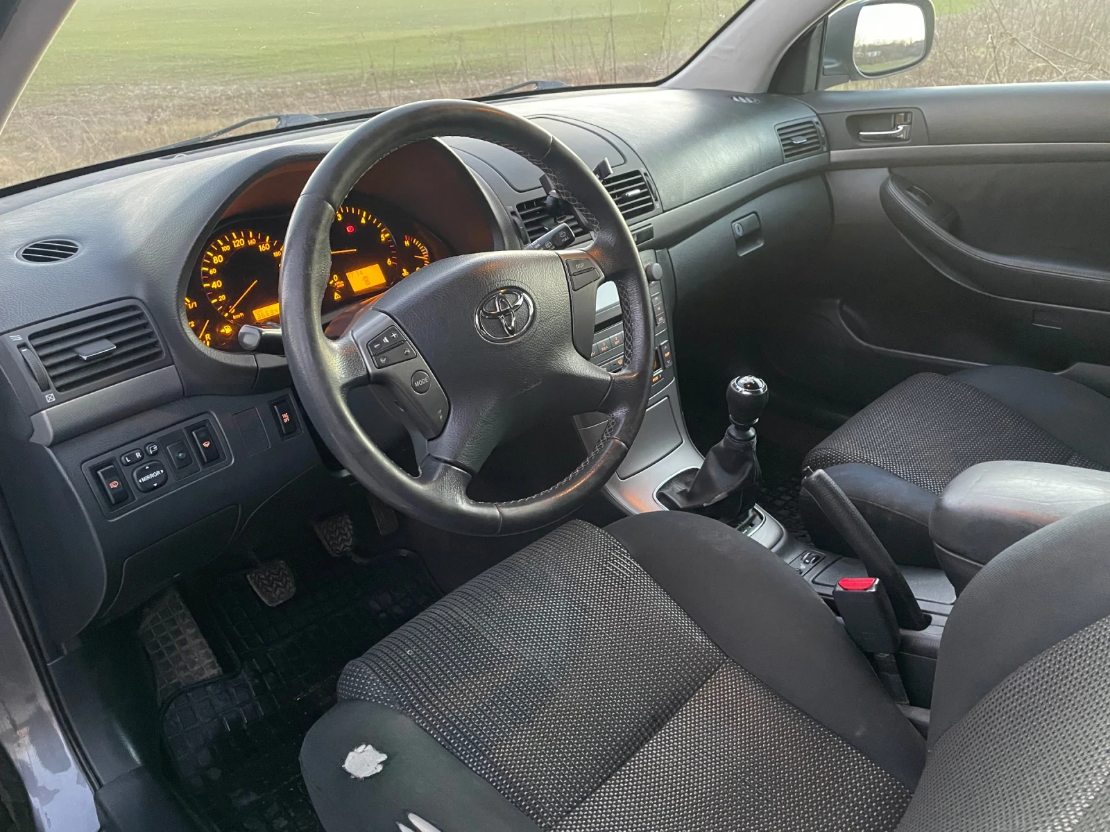 Toyota Avensis T25 - изображение 9