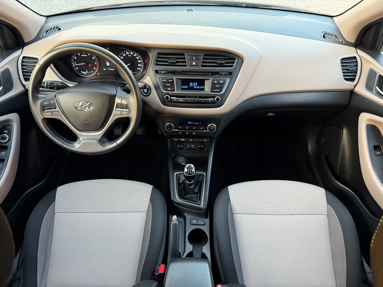 Hyundai I20 1.4i EURO 6B! Full Extra! LED, Keyless, KTEO OK! - изображение 8