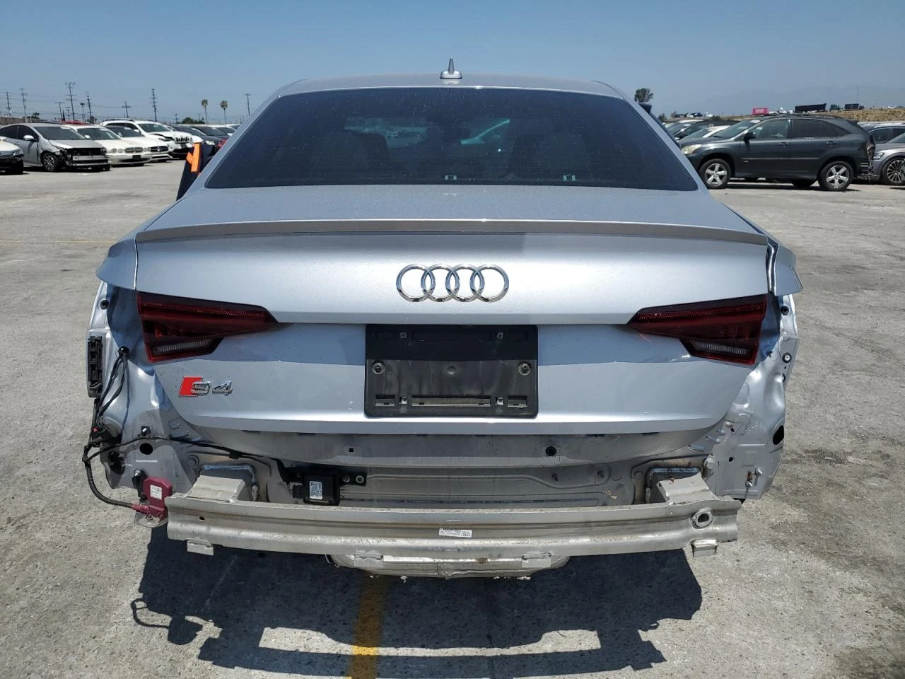 Audi S4 PREMIUM PLUS S-LINE - изображение 6