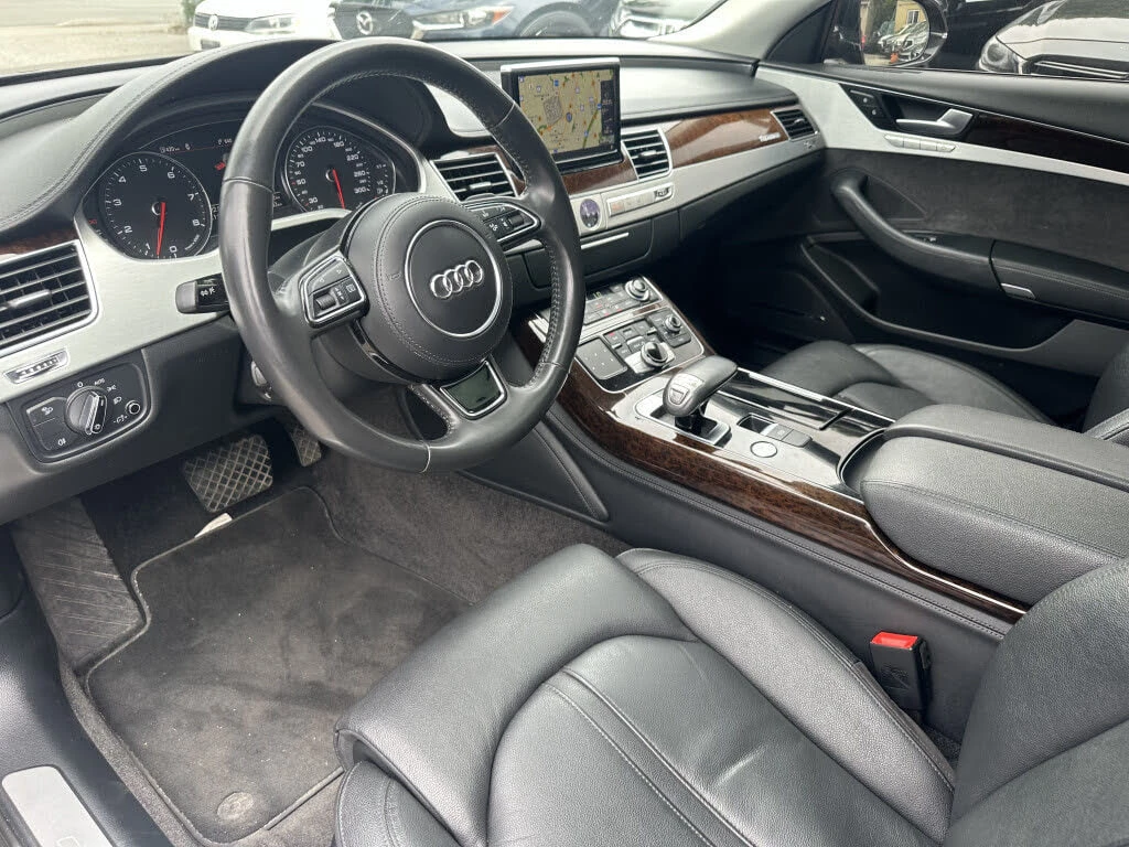 Audi A8 * АВТО КРЕДИТ* ЦЕНА ДО БГ * СЕРВИЗНА ИСТОРИЯ *  - изображение 10