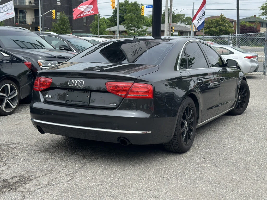 Audi A8 * АВТО КРЕДИТ* ЦЕНА ДО БГ * СЕРВИЗНА ИСТОРИЯ *  - изображение 4