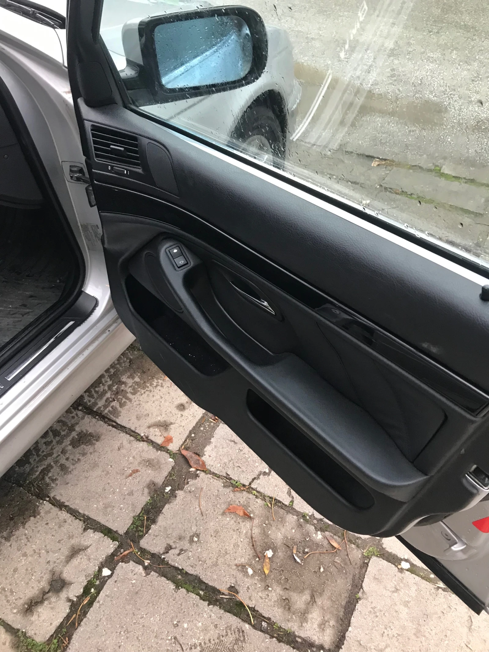 BMW 520  - изображение 8