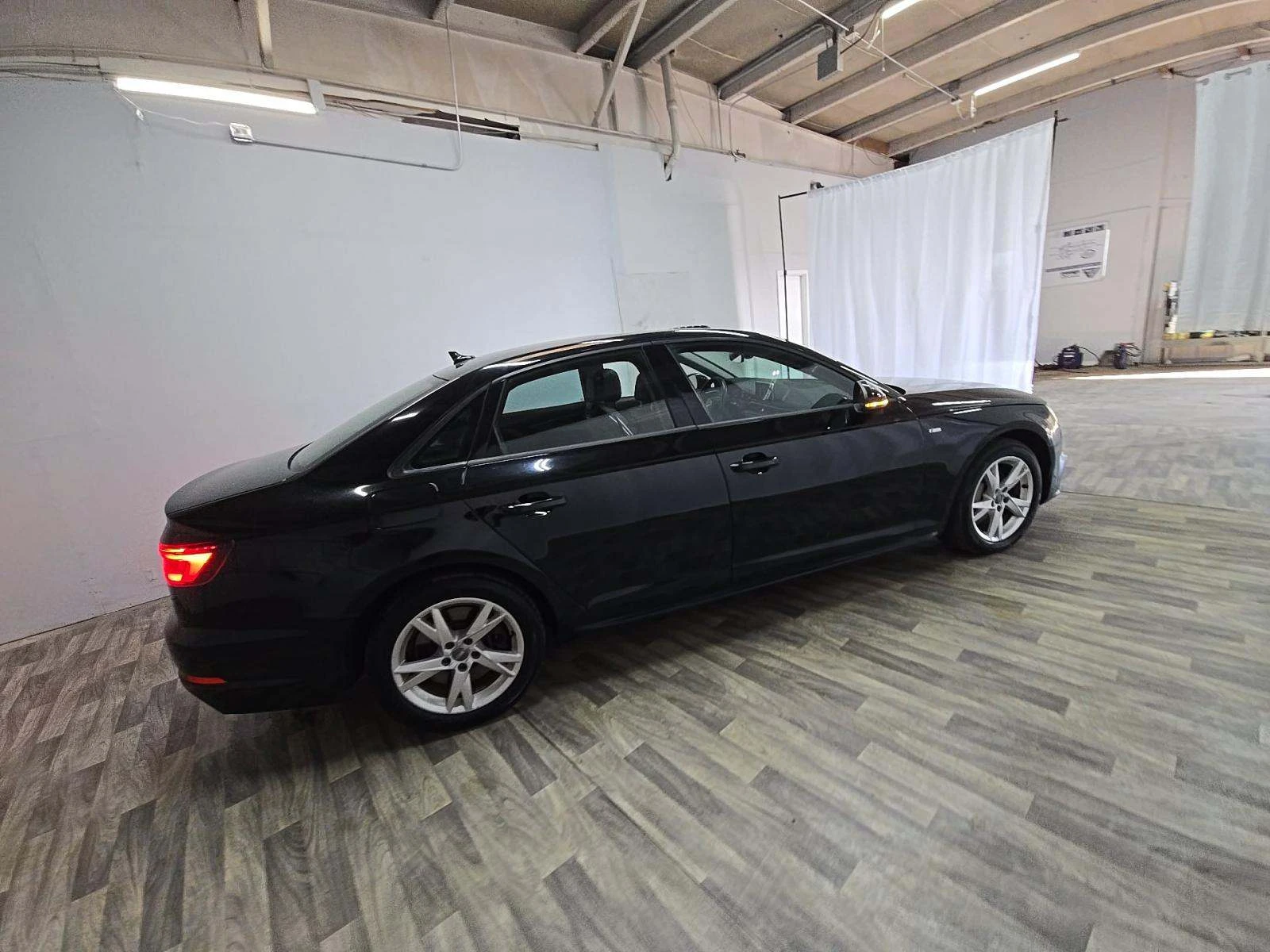 Audi A4 Premium  | Mobile.bg   3