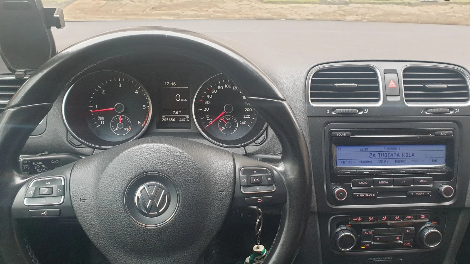VW Golf 1.6 TDI Highline | Mobile.bg � ����������� 11