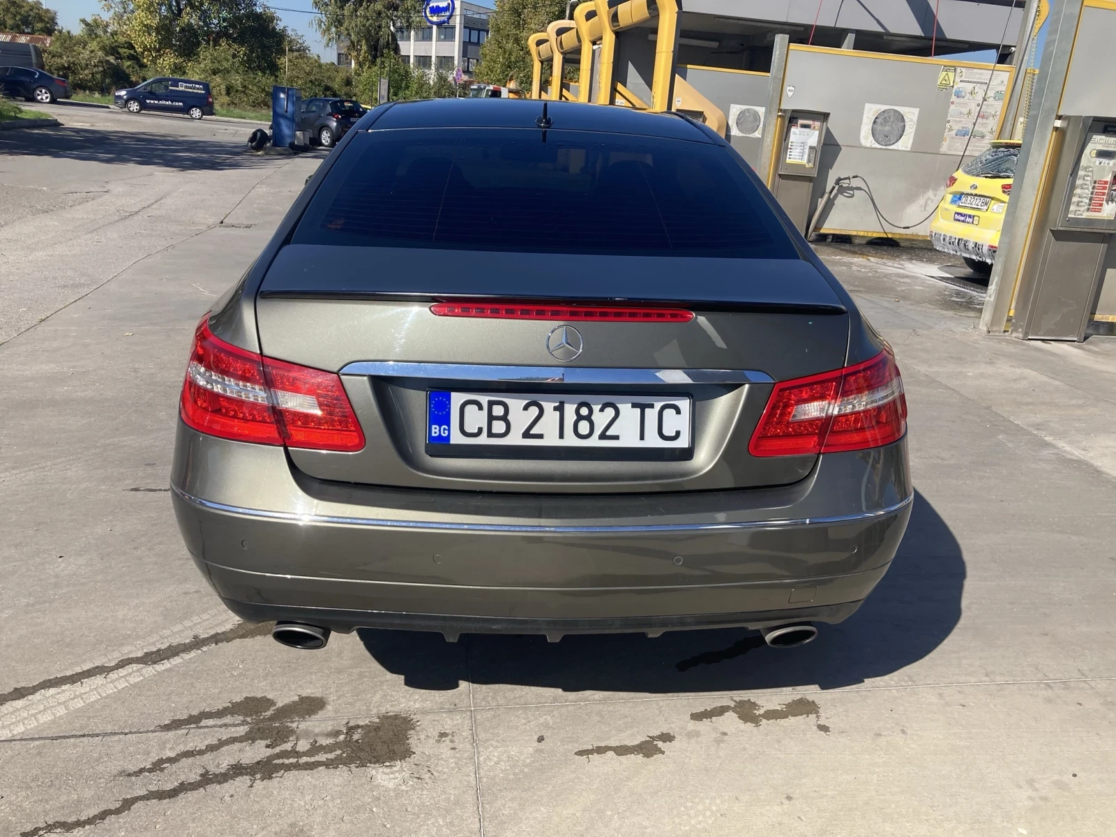 Mercedes-Benz E 350 Coupe - изображение 2