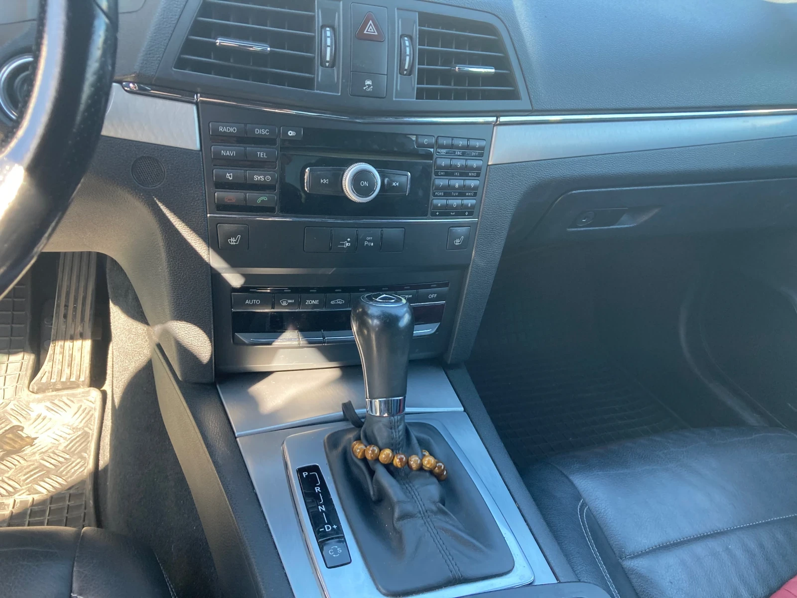 Mercedes-Benz E 350 Coupe - изображение 9