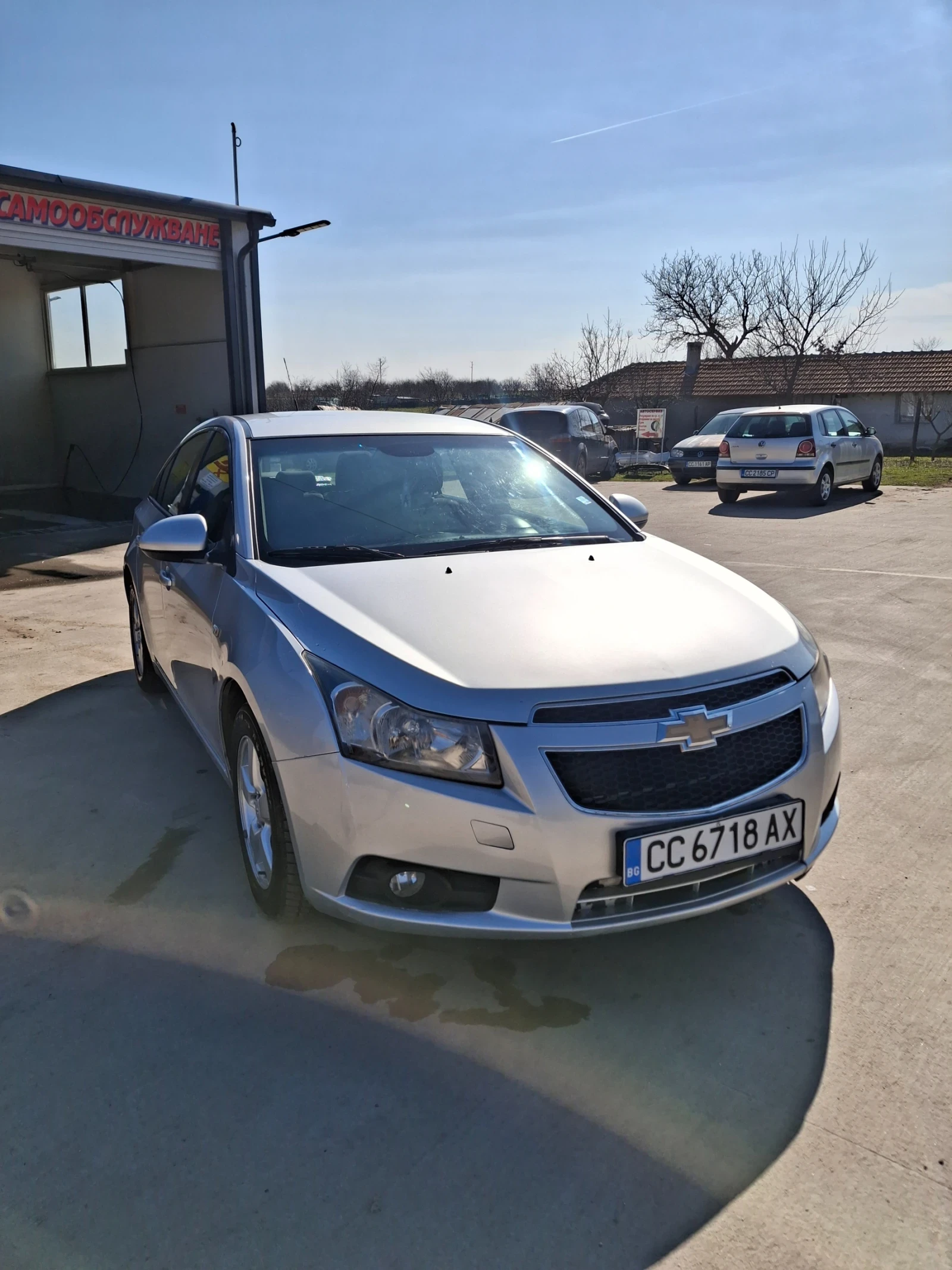 Chevrolet Cruze 1.6 2010 Gaz/Benzin, снимка 2 - Автомобили и джипове - 53737784