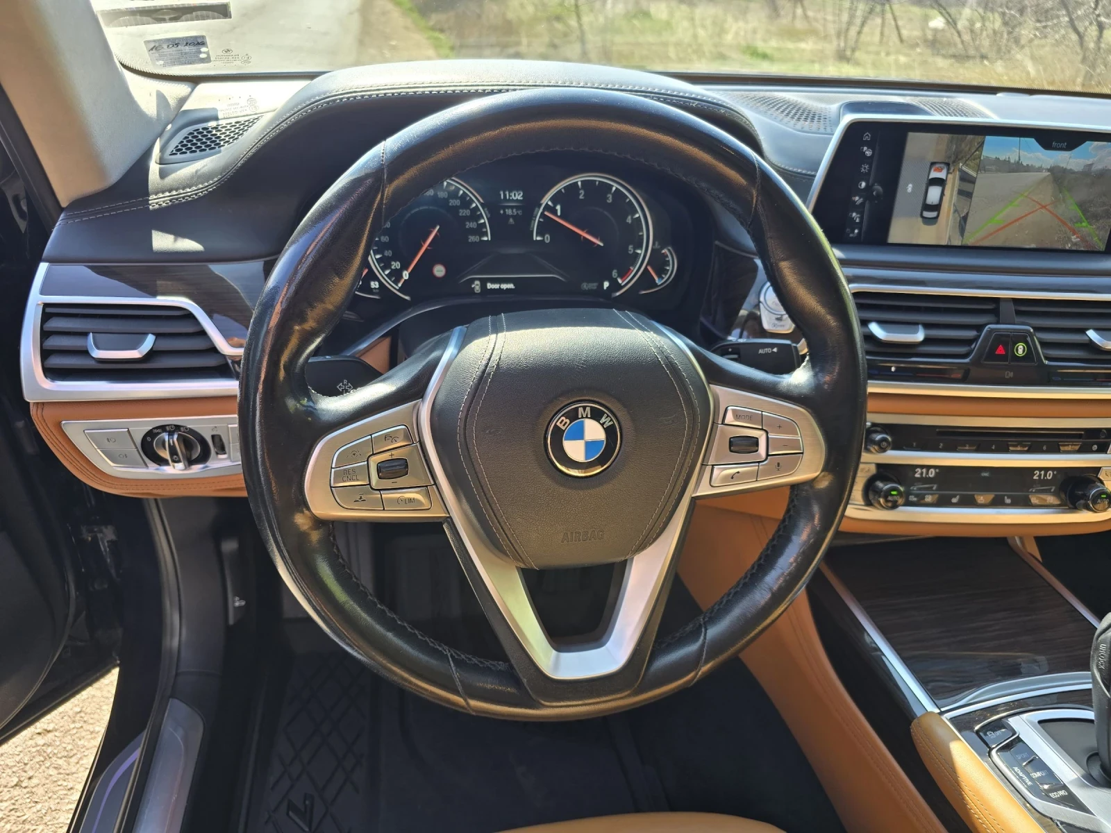 BMW 740 XDR/LASER/B&W/, снимка 9 - Автомобили и джипове - 53971763