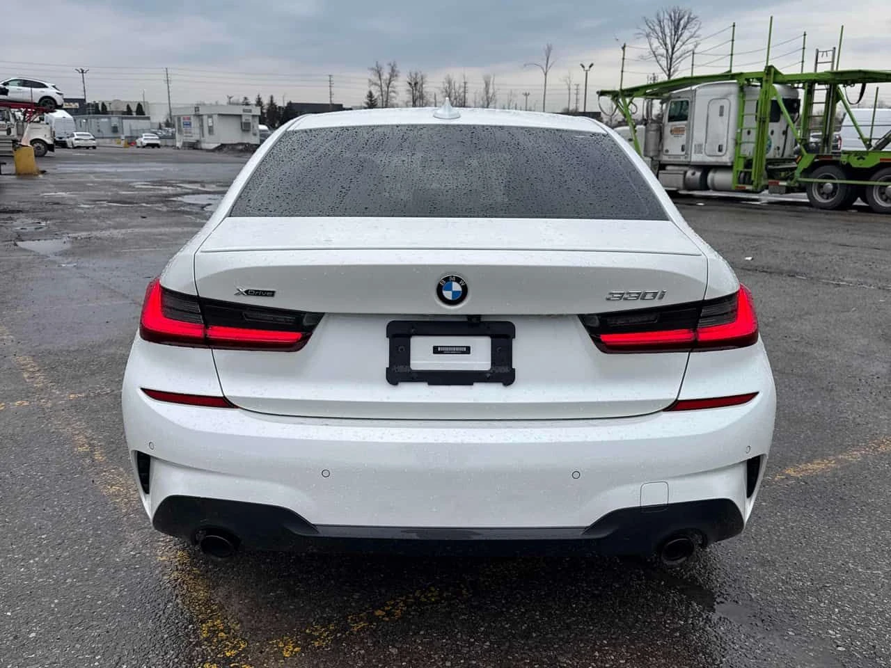 BMW 330 330i xDrive  CARFAX, снимка 4 - Автомобили и джипове - 54005957