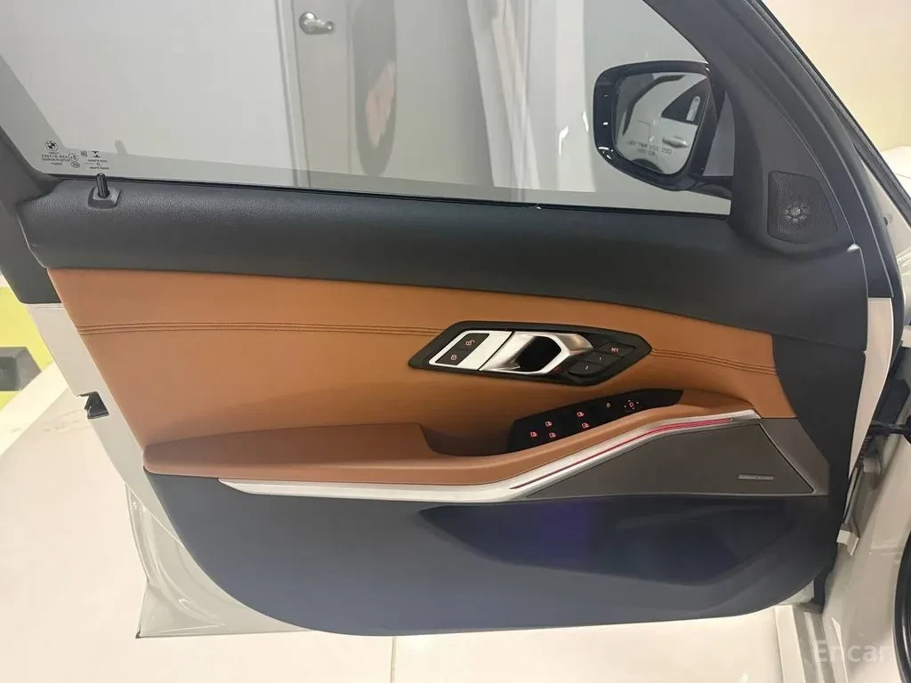 BMW 330 xDrive* M-pack* Шибидах* H&K* Подгрев* Back cam* , снимка 12 - Автомобили и джипове - 54701955