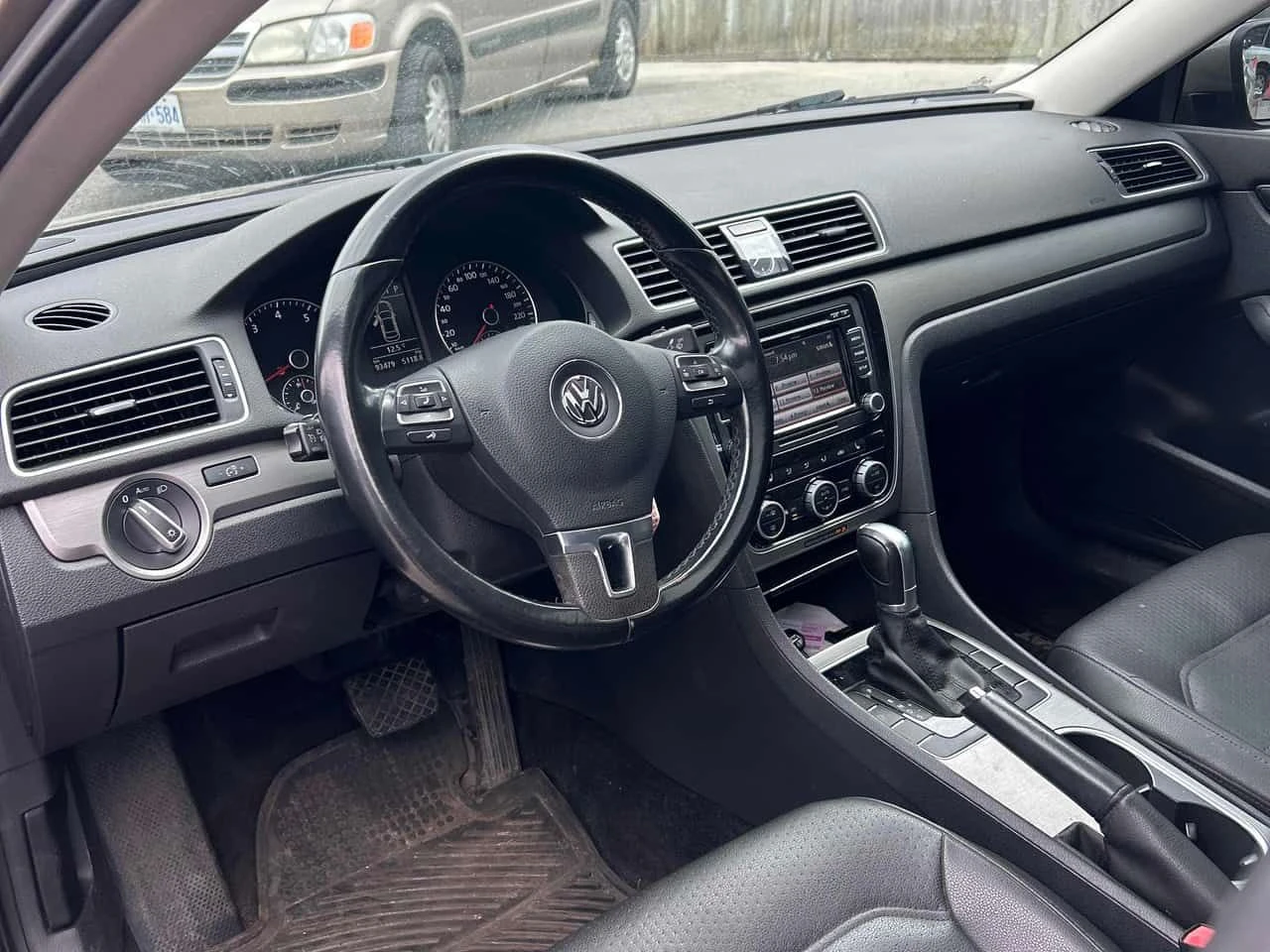VW Passat * Comfortline * CARFAX * ПАНО * KEYLESS * ПОДГРЕВ , снимка 5 - Автомобили и джипове - 54776548