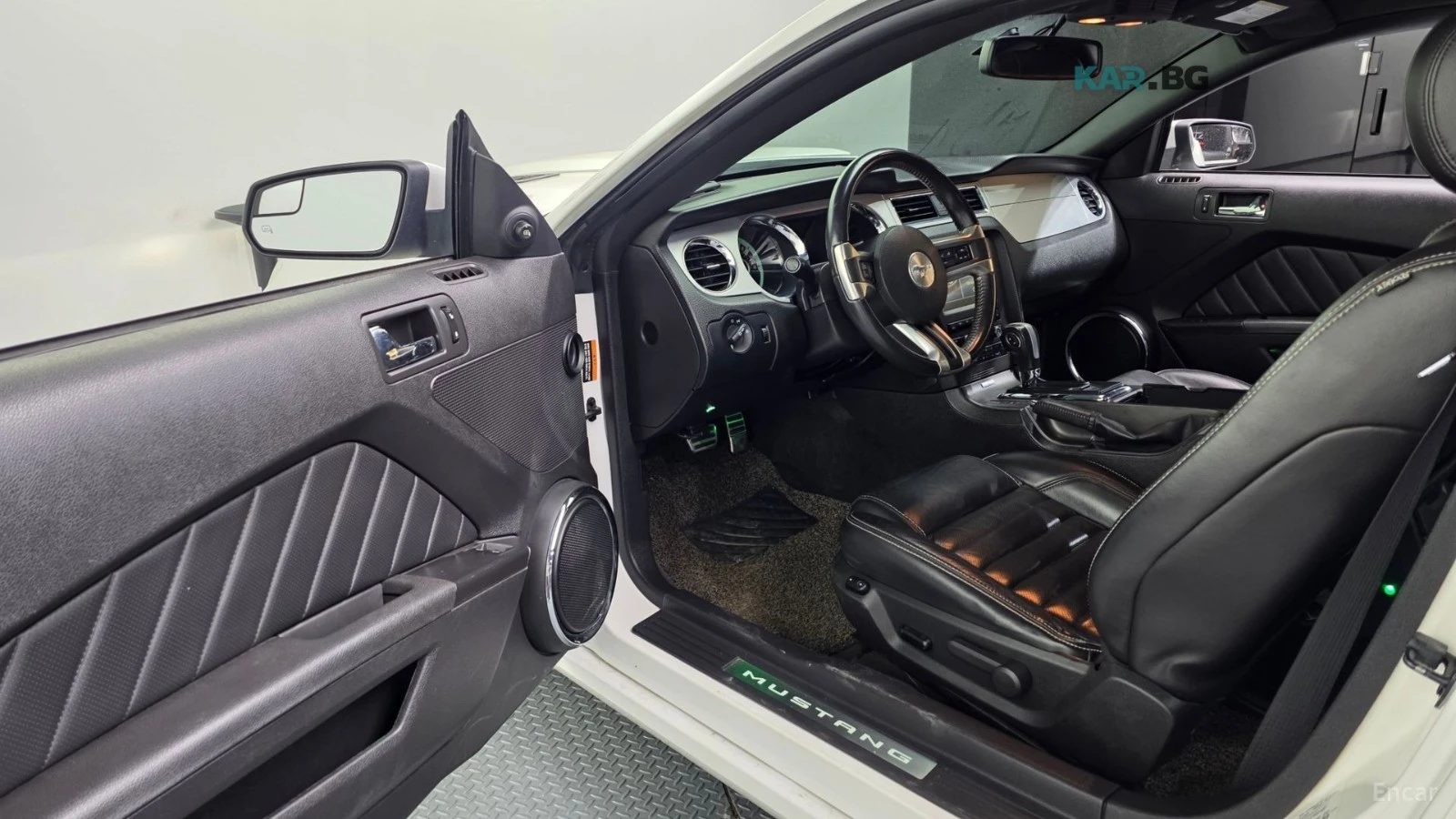 Ford Mustang 3.7 / * ПАНОРАМЕН ТАВАН* / ПОДГРЕВИ , снимка 10 - Автомобили и джипове - 54885238