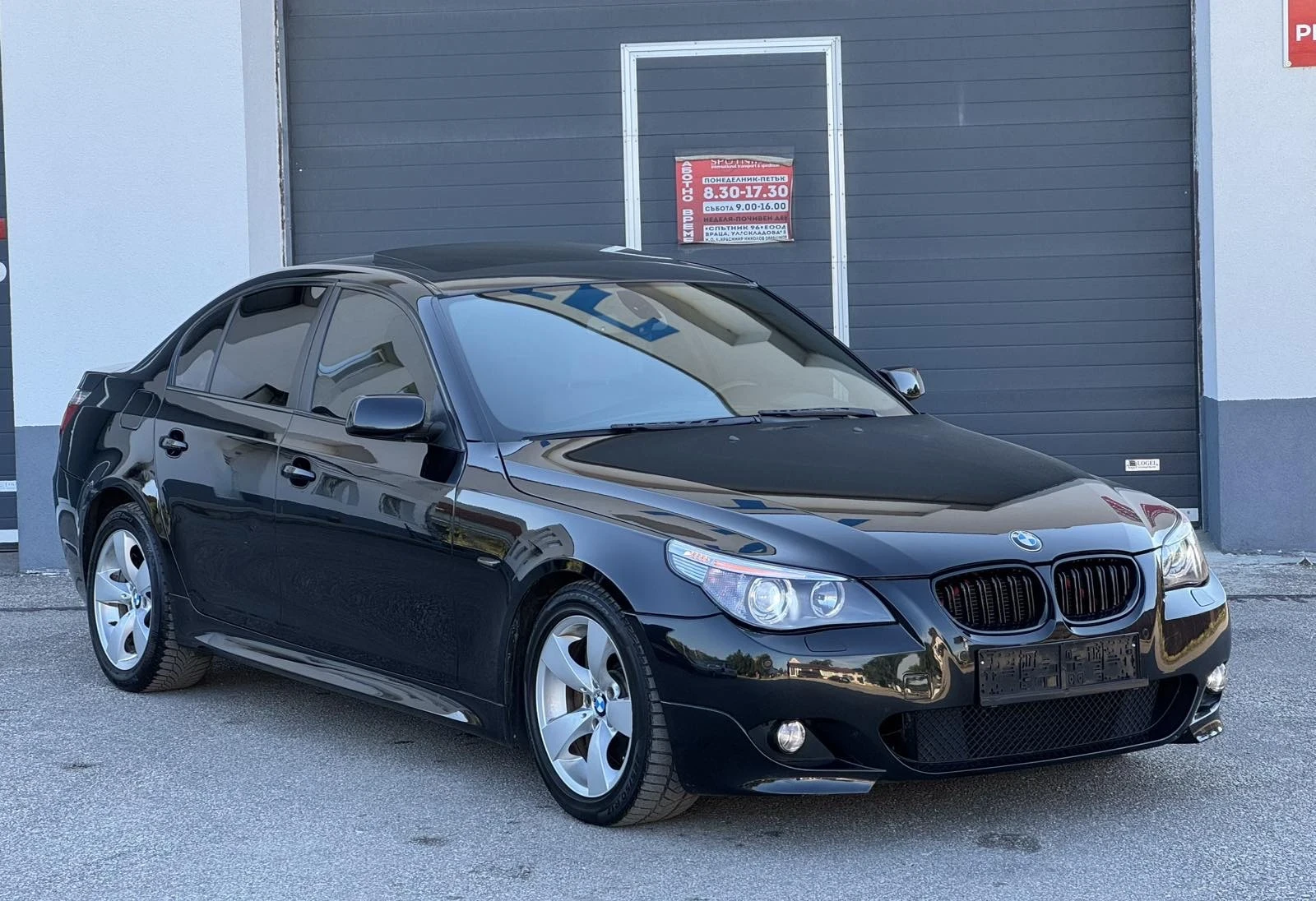 BMW 535 3.5D 272кс * М-пакет* * HUD* * Навигация* , снимка 3 - Автомобили и джипове - 55057557