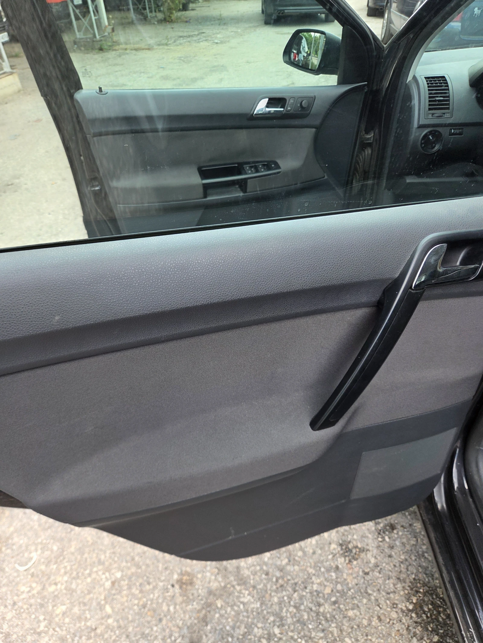 VW Polo 1.9 TDI 9N3, снимка 11 - Автомобили и джипове - 55063616