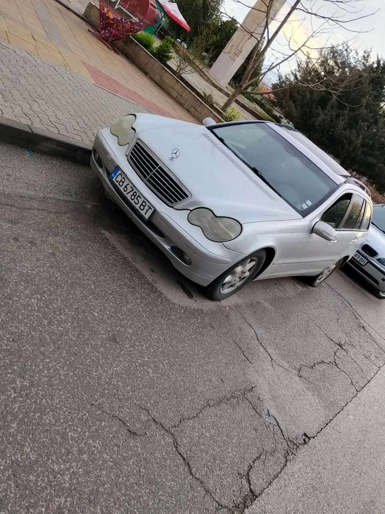 Mercedes-Benz 220, снимка 16 - Автомобили и джипове - 55180598