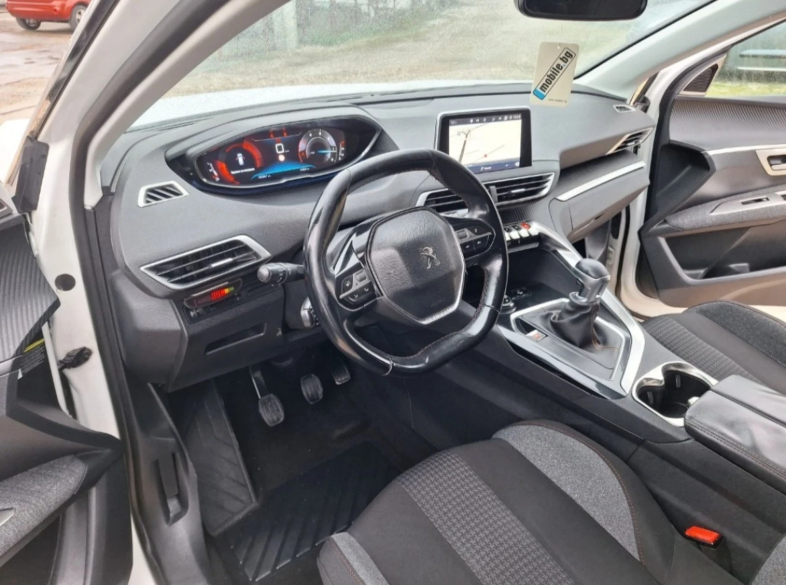 Peugeot 3008 1.6hdi* Навигация/Кросуей/Лед/6ск* , снимка 11 - Автомобили и джипове - 55189654