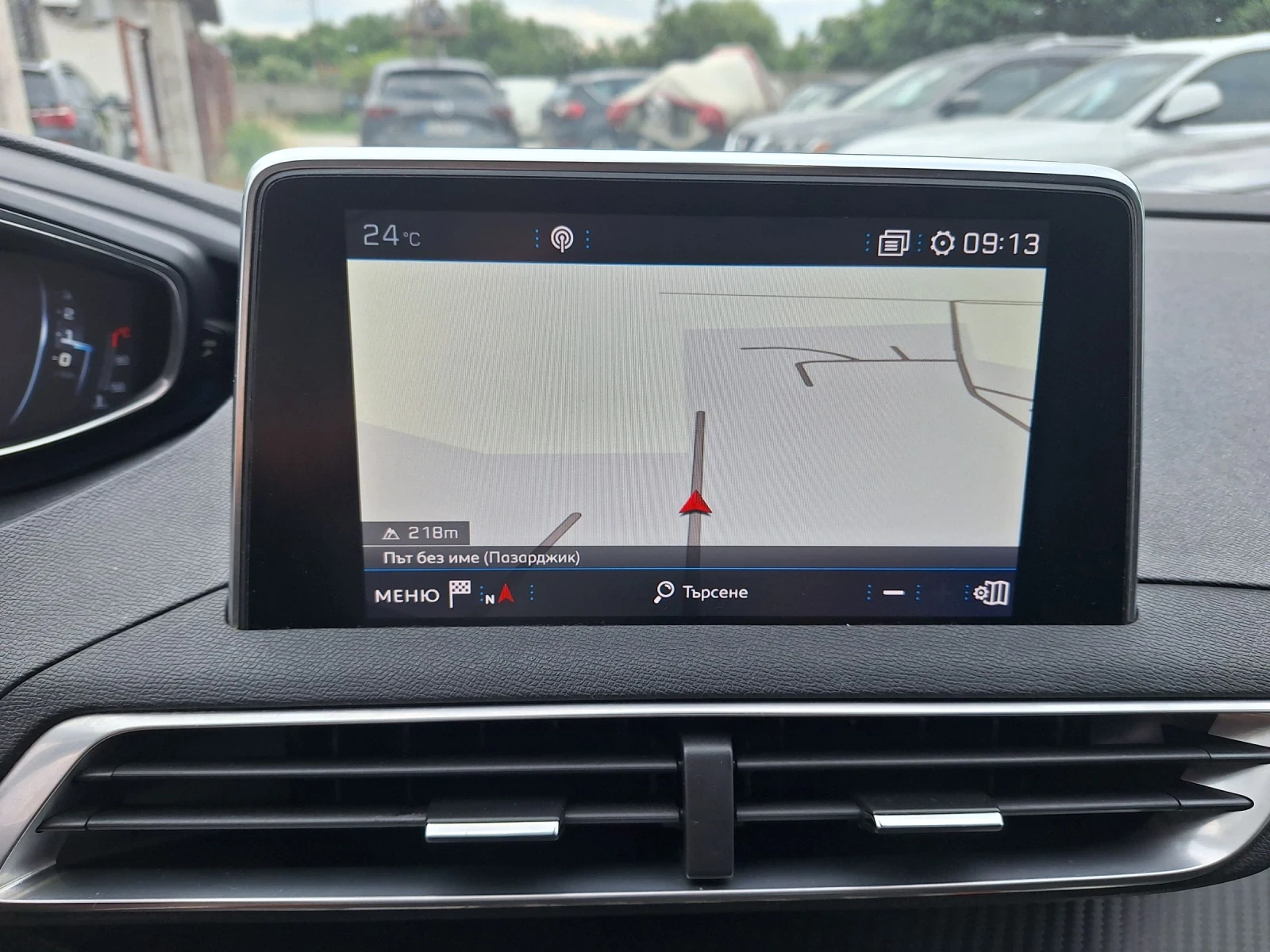 Peugeot 3008 1.6hdi* Навигация/Кросуей/Лед/6ск* , снимка 12 - Автомобили и джипове - 55289739