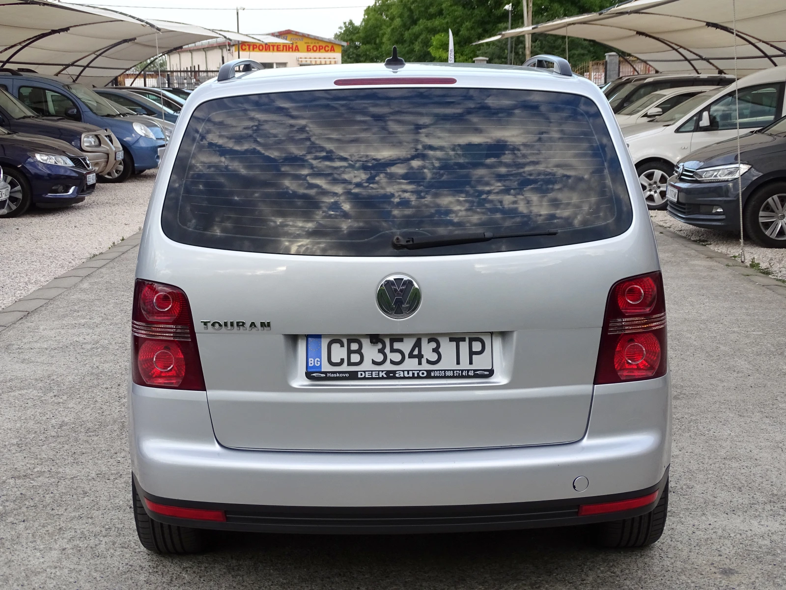 VW Touran 1.9TDI_105Коня_Обслужвана_* , снимка 4 - Автомобили и джипове - 55198899