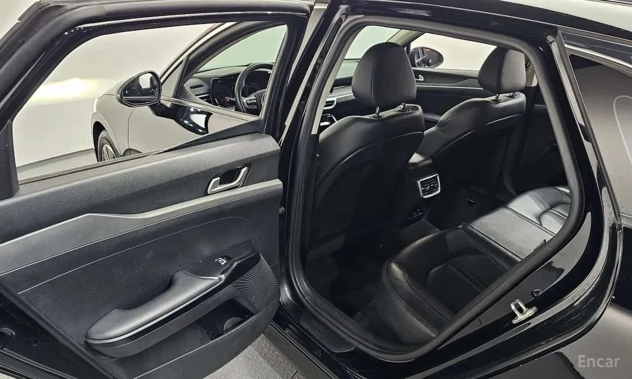 Kia K5 * 2.0 * ЦЕНА ДО БГ, снимка 13 - Автомобили и джипове - 55578090