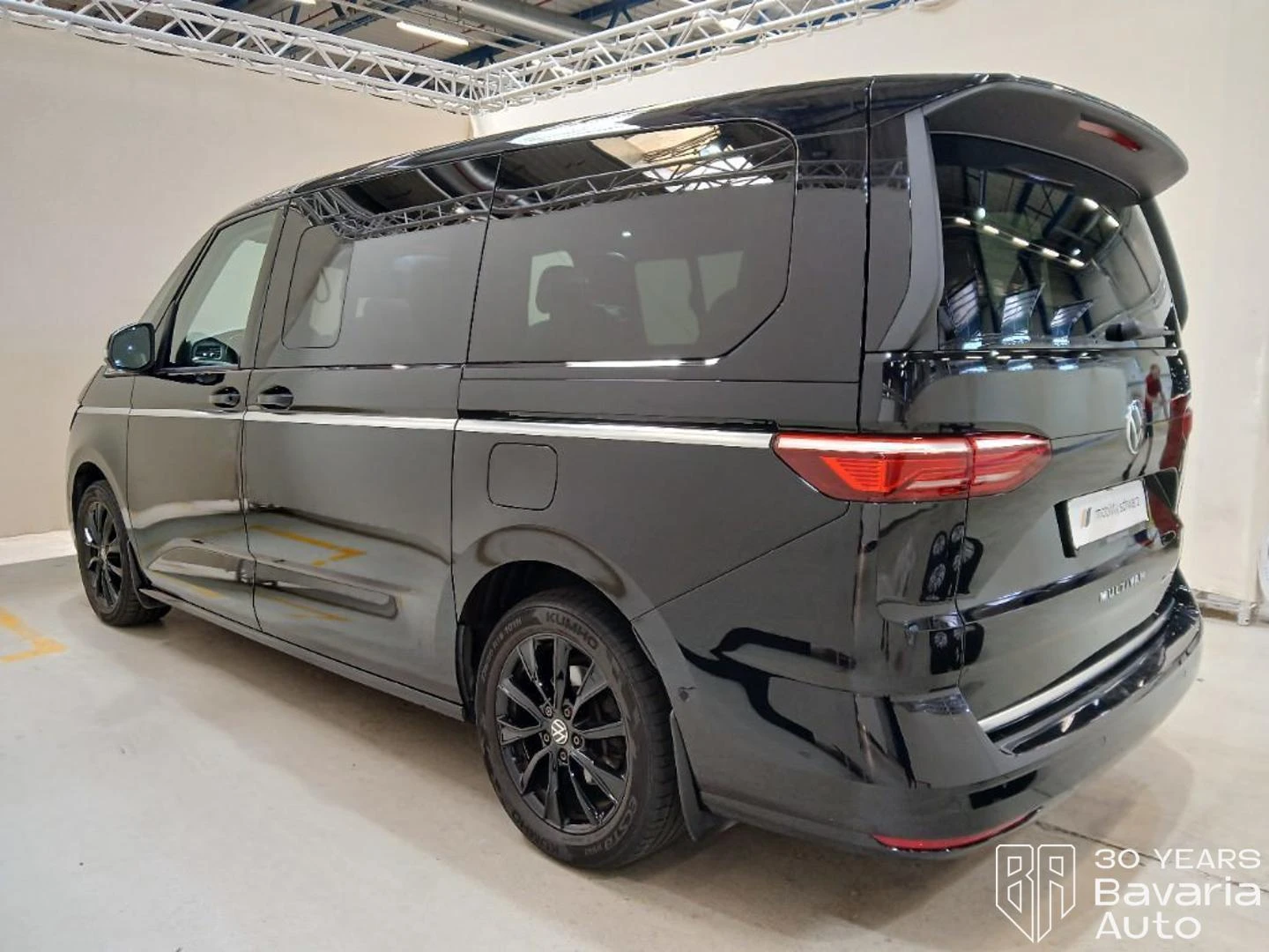 VW Multivan Style long DSG Easy Open Basic, снимка 2 - Автомобили и джипове - 55651727