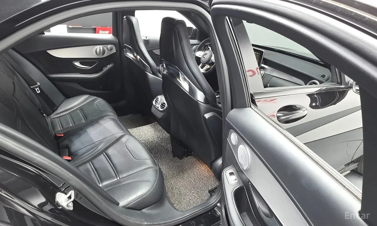Mercedes-Benz C 63 AMG HEAD UP/BURMASTER/BUCKET/360 КАМ/ПОДГРЕВ, снимка 11 - Автомобили и джипове - 56002131
