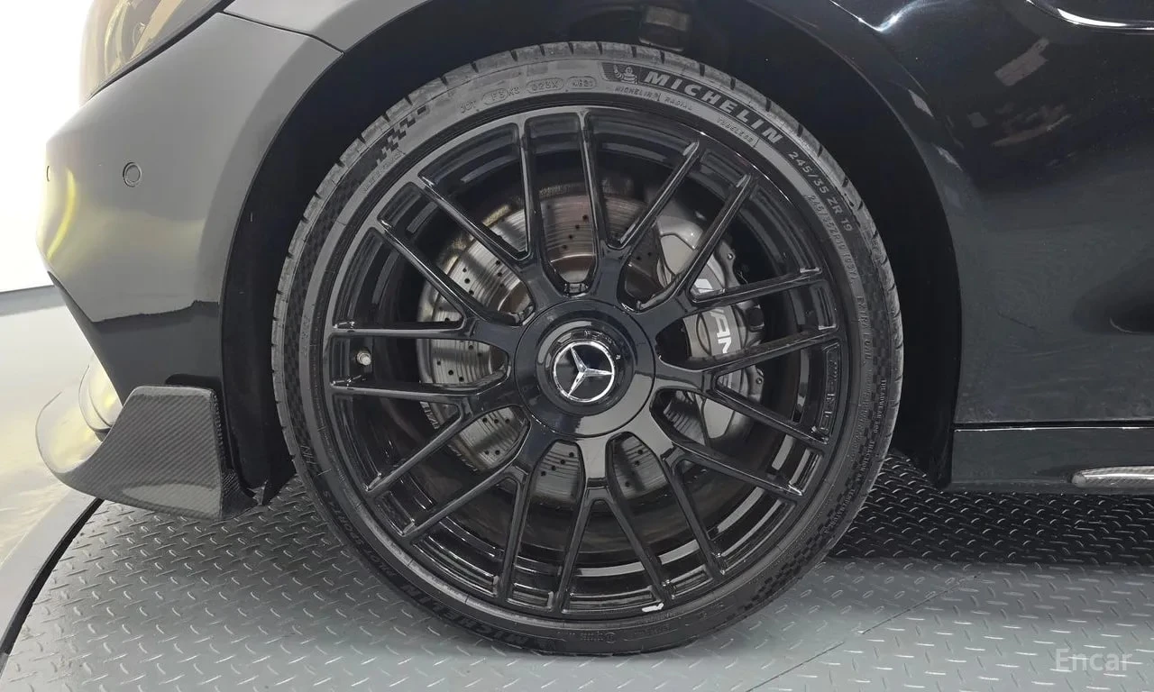 Mercedes-Benz C 63 AMG HEAD UP/BURMASTER/BUCKET/360 КАМ/ПОДГРЕВ, снимка 5 - Автомобили и джипове - 56002131