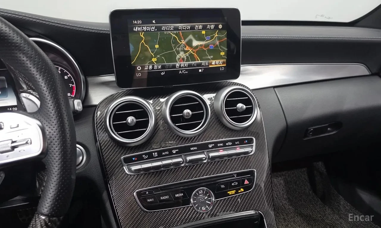 Mercedes-Benz C 63 AMG HEAD UP/BURMASTER/BUCKET/360 КАМ/ПОДГРЕВ, снимка 13 - Автомобили и джипове - 56002131